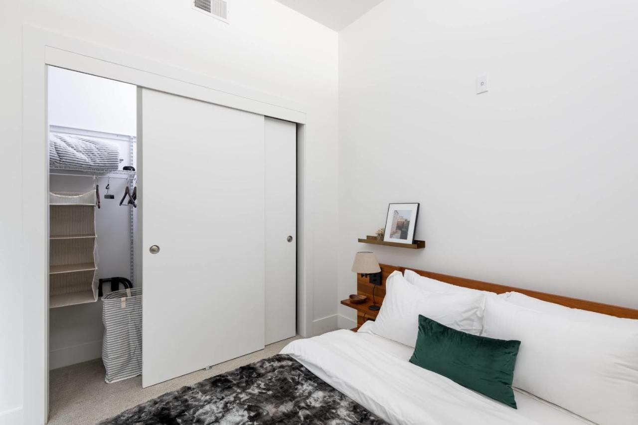 Flexhome Skywalk To Fiserv U4 With Rooftop, Gym, And Parking Milwaukee Ngoại thất bức ảnh